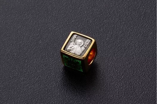 Бусина "Архангел Михаил" с зеленой эмалью