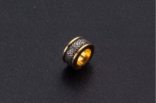 Бусина. Цветочный орнамент.