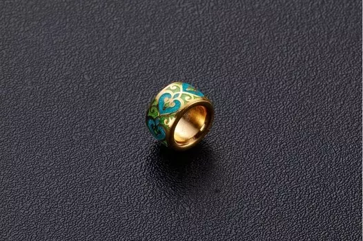 Бусина-разделитель «Сердечки» с зеленой эмалью