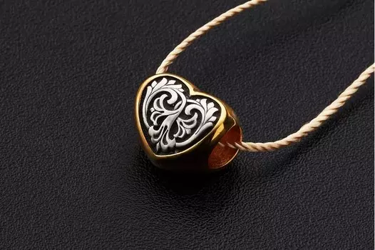 Бусина. Сердце