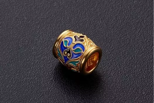 Бусина «Золотое шитье» c фиолетовой эмалью