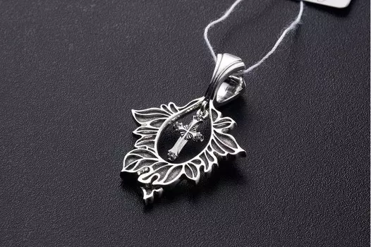 Четырехконечный крест. Подвеска.