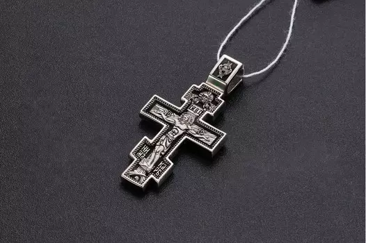 Крест Распятие Христово. Архангел Михаил