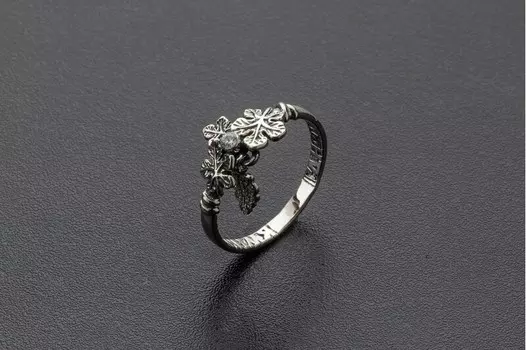 Православное кольцо "Гроздь винограда"