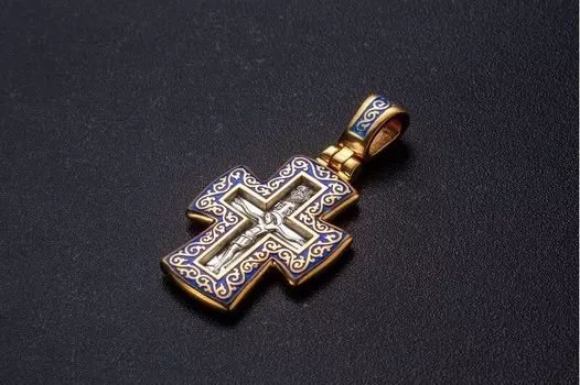 Распятие. Молитва Господу. Крест нательный.