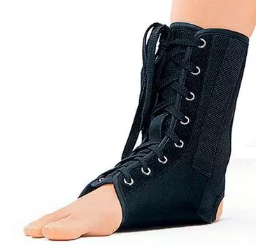 Бандаж на голеностопный сустав на шнуровке р.S