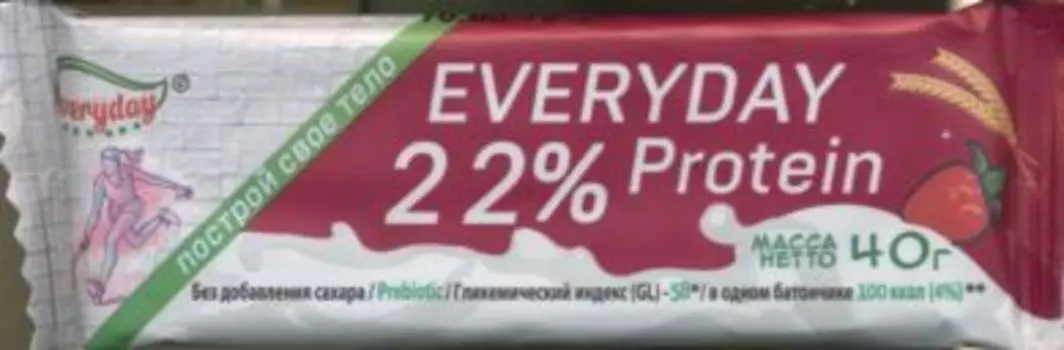 Батончик Эвридей протеиновый 22% клубника со злаками, 40 г