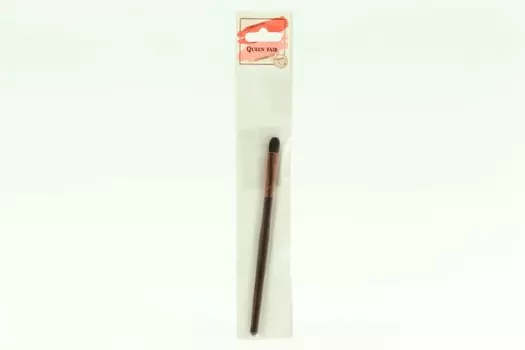 Кисть д/макияжа Queen fair цвет коричневый