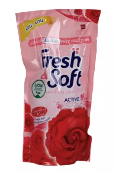 Кондиционер LION Thailand Fresh&Soft д/белья парфюмированный искристый поцелуй 550 мл