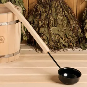 Ковш-черпак 0,2 л с деревянной ручкой, черный