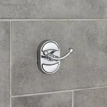 Крючок Accoona настенный двойной Accoona A11201-2 цвет хром