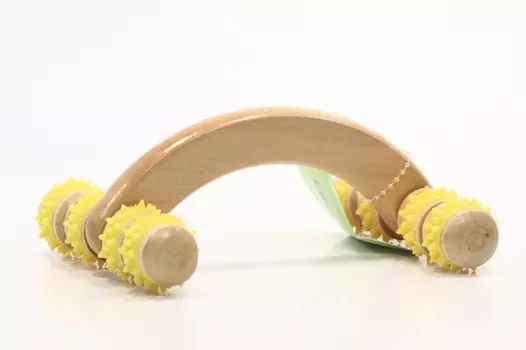 Массажёр деревянный, 8 колёс, цвет МИКС