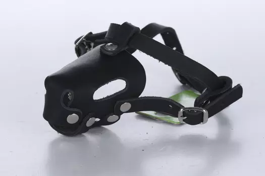 Намордник кожаный цельнокроеный д/пуделя