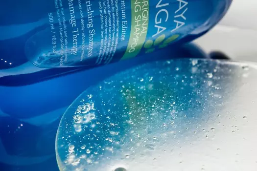 Шампунь очищающий POGONIA с маслом моринги и гималайской солью, 500 мл