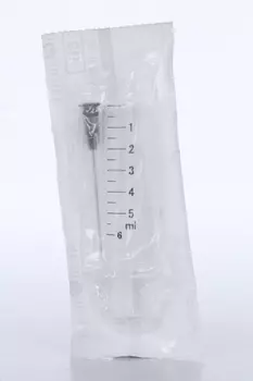 Шприц Луер 5Б двухдетальный с иглой 0.7х40, 5 мл