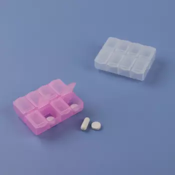 Таблетница английские буквы 8 секций цвет МИКС