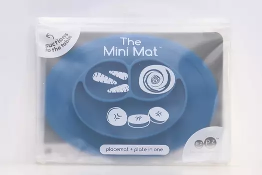 Тарелка EZPZ Mini Mat силикон прилипающ с подставкой синяя