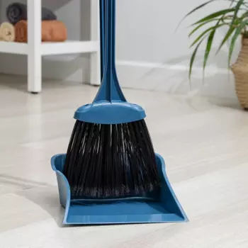 Веник Альтернатива с совком Комфорт цвет микс