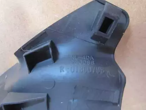 101806079851 РАМКА ВЕНТИЛЯЦИОННОЙ РЕШЕТКИ ЛЕВАЯ GEELY