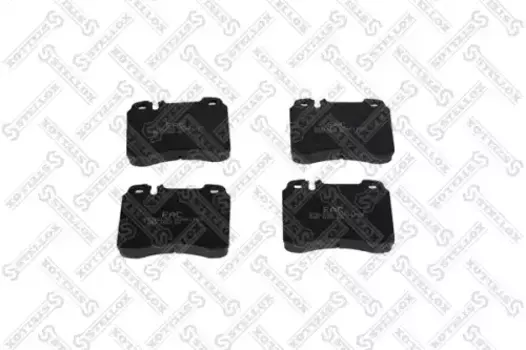 Тормозные колодки дисковые передняя ось STELLOX 390 020-SX