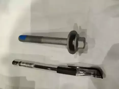 4010014000 БОЛТ ПОДРАМНИКА GEELY