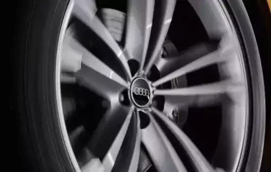 4M8071006A Динамический колёсный колпак VAG