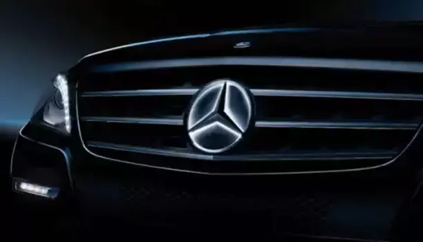 эмблема\Mercedes Benz C300 166 817 75 00 MB