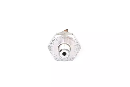 датчик давления масла!\ Mazda 323/626 1.3-2.2i/1.7D 89-98,Hyundai Accent 1.3-1.5 00-07 0 986 345 001 BOSCH