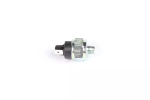 датчик стоп-сигнала!\ VW Golf 1.3-1.8 74-83/LT 2.0-2.4i/2.4D/TD 75-95 06-12568-SX STELLOX