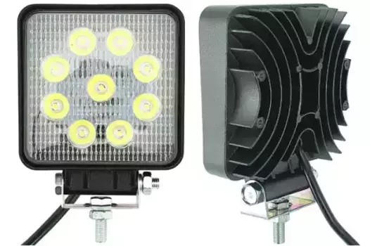 Фара противотуманная AT AT15736