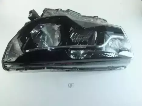 Фара QUATTRO FRENI QF11M00167