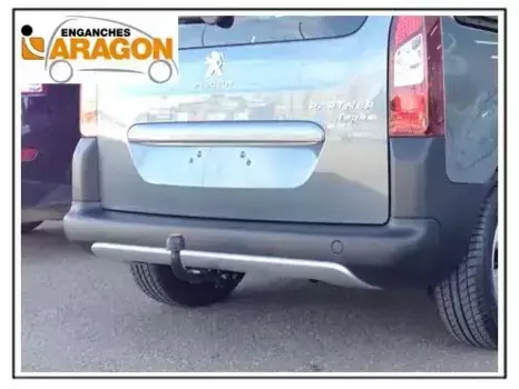 Фаркоп ARAGON E1212BA 1600 кг./ 107 кг.