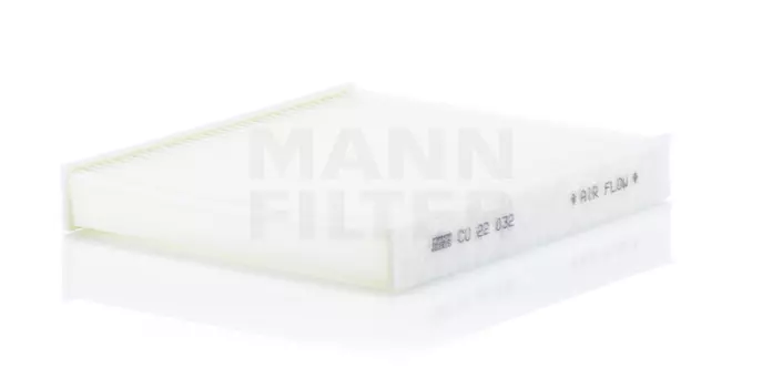 Салонный фильтр MANN-FILTER CU 22 032 TOYOTA Corolla/Prius/Camry/Hilux 15>