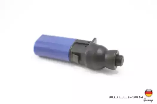 Фиксатор лючка бензобака Z18090896 PULLMAN