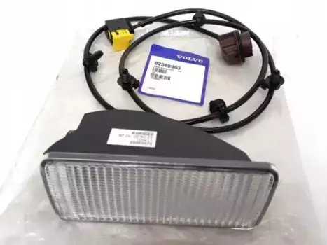 фонарь! подсветки корпуса ступени кабины\ VOLVO 82369899