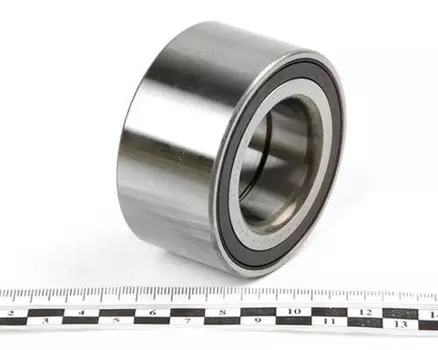 к-кт подшипника ступ. пер.\ Mitsubishi Lancer CY 1.5i-2.0i/2.0D/Outlander, Peugeot 4007 06> R173.27 SNR