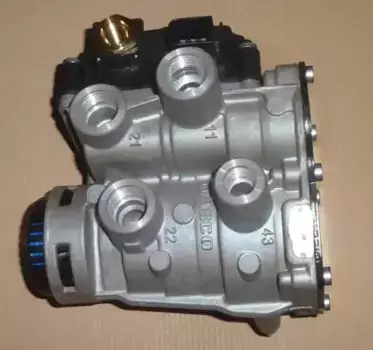 клапан управления тормозами!\ КАМАЗ 5490 480 204 032 0 WABCO