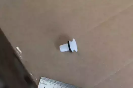 клипса!\ GEELY JQ68983