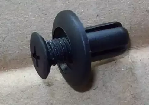 клипса J-обр.!\ Geely CK/CK2/MK/MK2/FC/EC7/EC7rv 06> JQ694C79