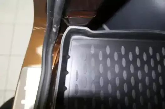 Коврик в багажник ELEMENT NLC.41.28.B13 Renault Duster 2011-н.в. 1 черный