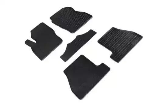 Коврики в салон SEINTEX 82798 Ford Focus 2011-2015 5 шт. черный