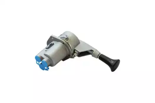 КРАН ЗИЛ,КАМАЗ,МАЗ СТОЯНОЧНОГО ТОРМОЗА 3-Х ВЫВОДНОЙ SORL 100-3537010