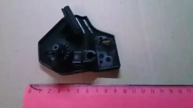 кронштейн ручки открывания капота!\ VW 7H1823633B VAG