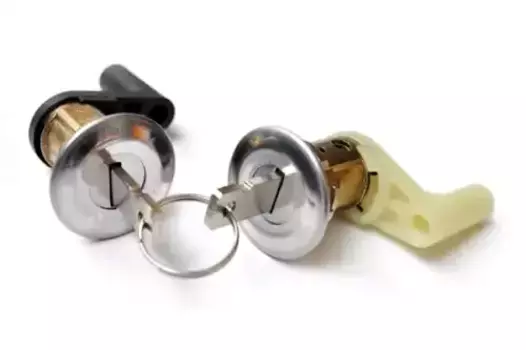 личинки передних дверей! лев+прав\ Renault Duster 10> 32894 ASAM