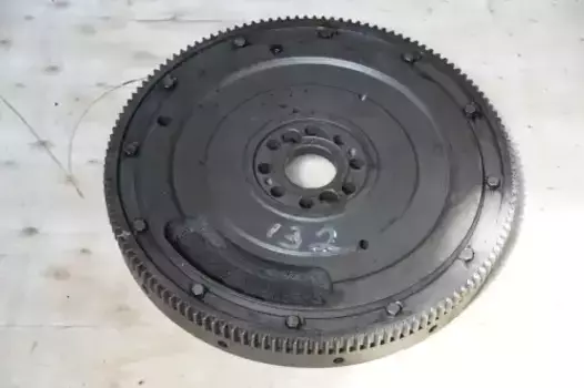 маховик! 132 зуб. под лепест.корз.,стартер 10 зуб., однодиск.сцепл.\ ЯМЗ-236/7601/656 236-1005115-Н СПЕЦМАШ