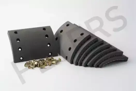 Накладки тормозные PETERS 086.132-00A