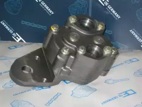 насос масляный !\DAF F95/CF85/95XF/XF95 06 1800 XF9500 OE GERMANY