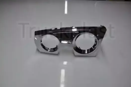 облицовка противотуманной фары! левая, с отв. под омыватели, хром\Iveco TD01-59-034AL TANGDE