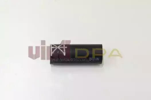 патрубок системы охлаждения!\ Audi A4/A5/A6/A8/Q5/Q7, VW Taureg 3.0/3.2 03> 11211820401 VIKA