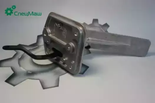 педаль газа! с площадкой в сборе, гнутый флажок\ МАЗ 64221-1108005-10 СПЕЦМАШ
